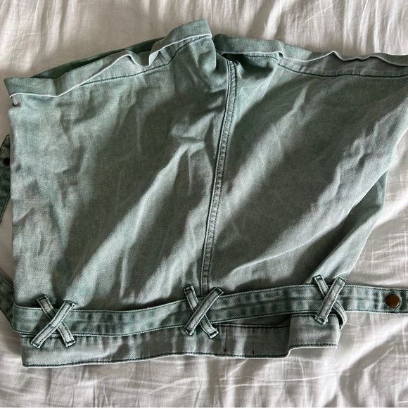 BDG high rise green shorts - Picture 2 of 3
